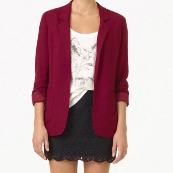 Aritzia Burgundy blazer! - Picture 1 of 7